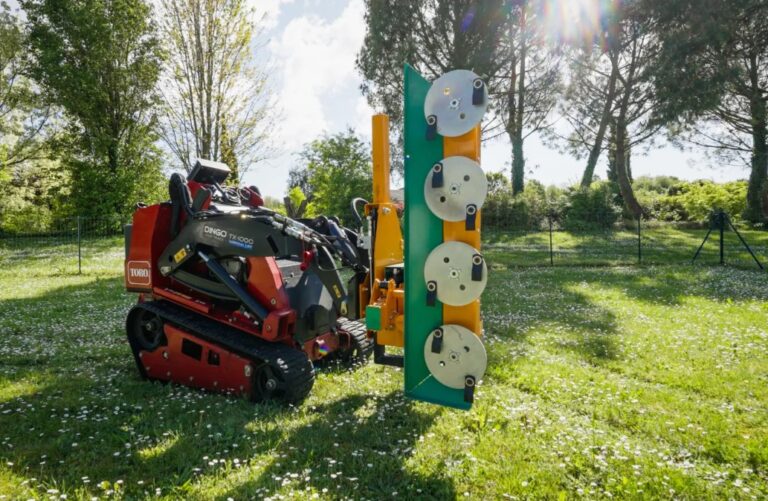 hedge cutting machine